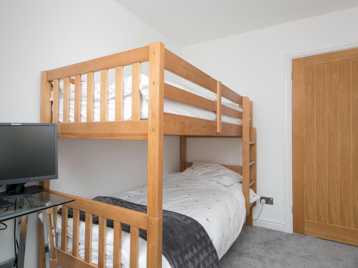 Pass The Keys Modern Coastal Home In Bull Bay Amlwch Bagian luar foto