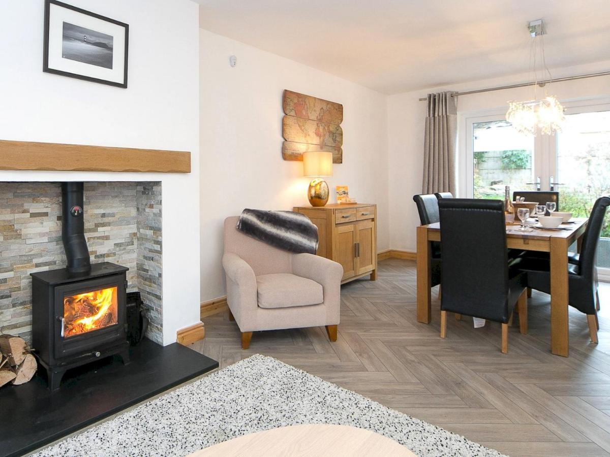 Pass The Keys Modern Coastal Home In Bull Bay Amlwch Bagian luar foto