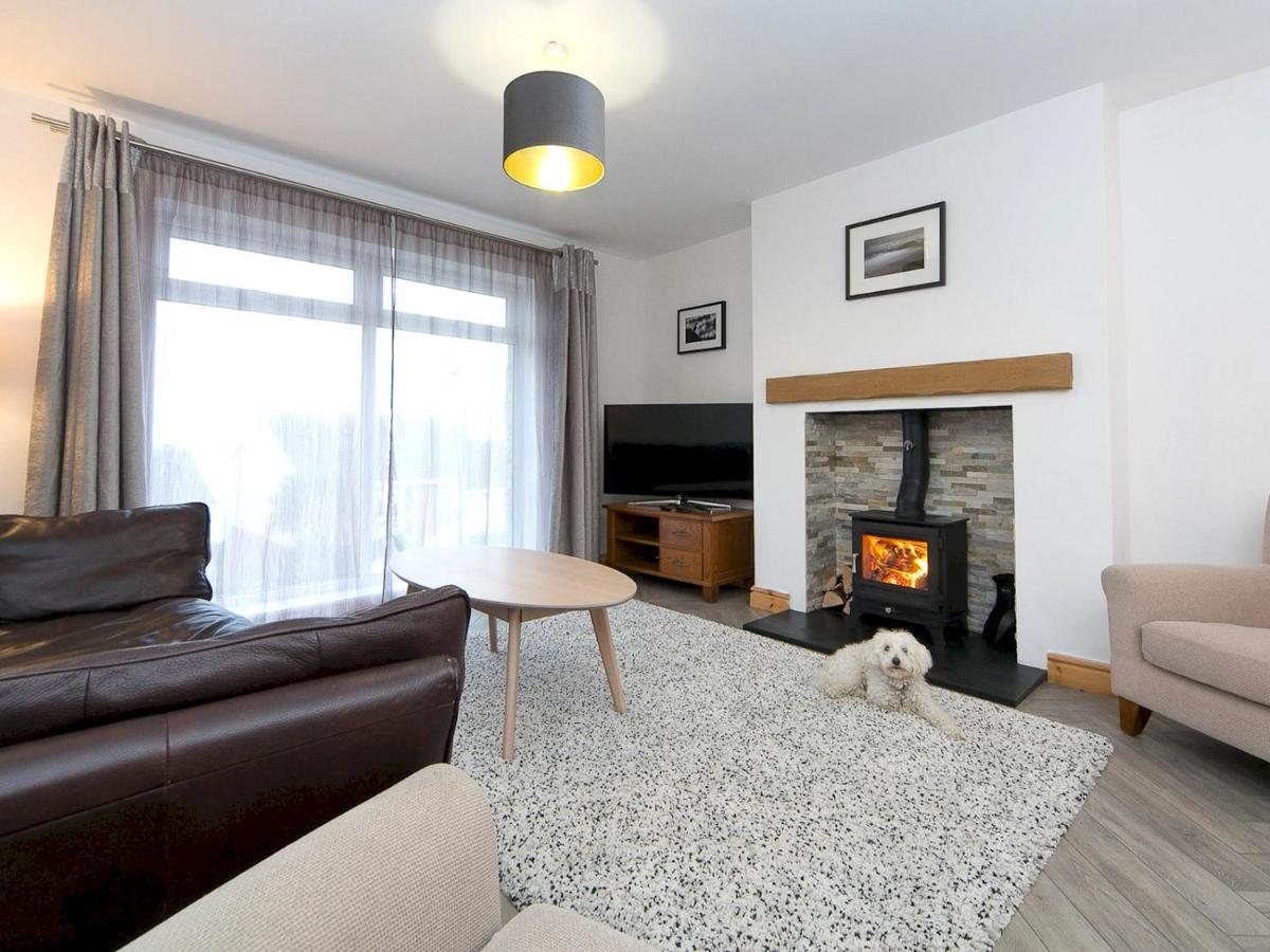 Pass The Keys Modern Coastal Home In Bull Bay Amlwch Bagian luar foto